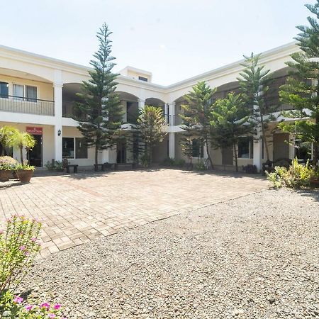 Oyo 162 The West Inn Davao City Buitenkant foto