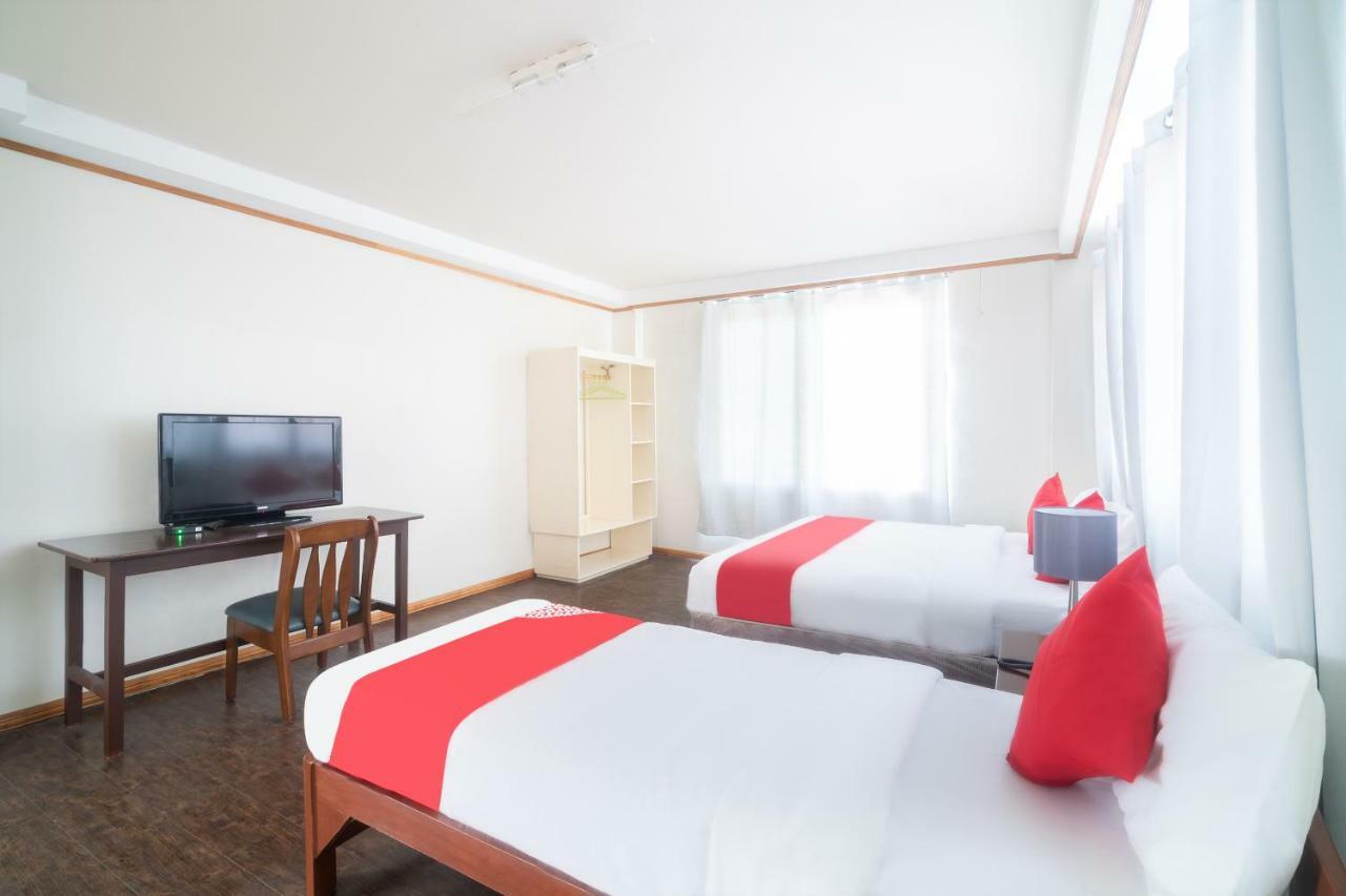 Oyo 162 The West Inn Davao City Buitenkant foto